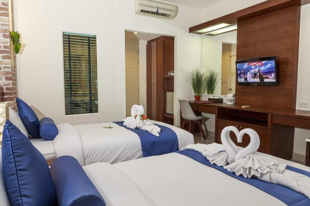 Brook Resort&Villas Chalong Esterno foto