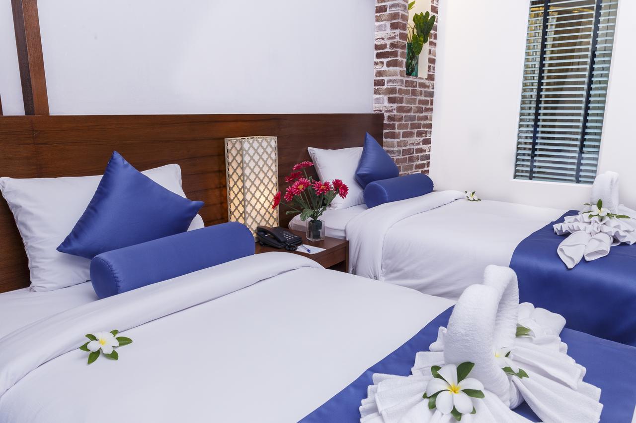 Brook Resort&Villas Chalong Esterno foto