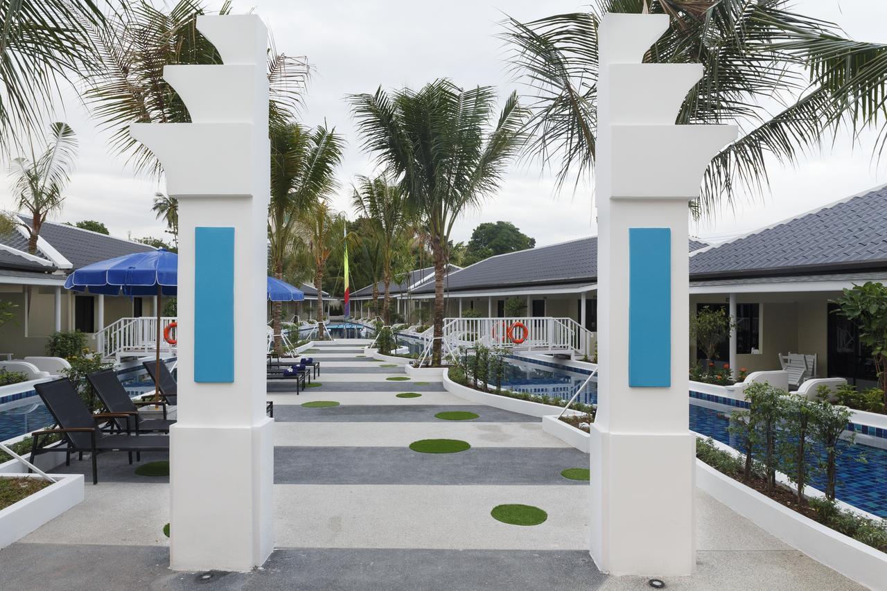 Brook Resort&Villas Chalong Esterno foto