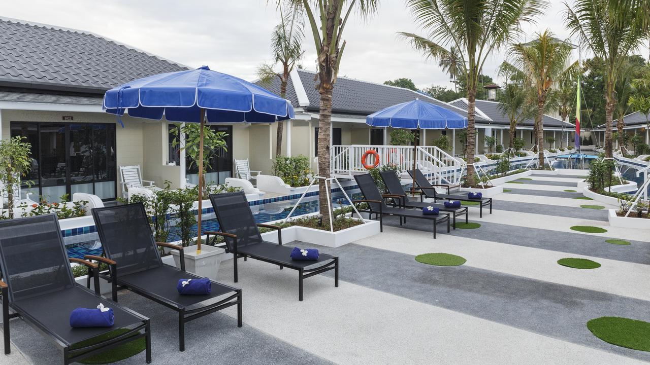 Brook Resort&Villas Chalong Esterno foto
