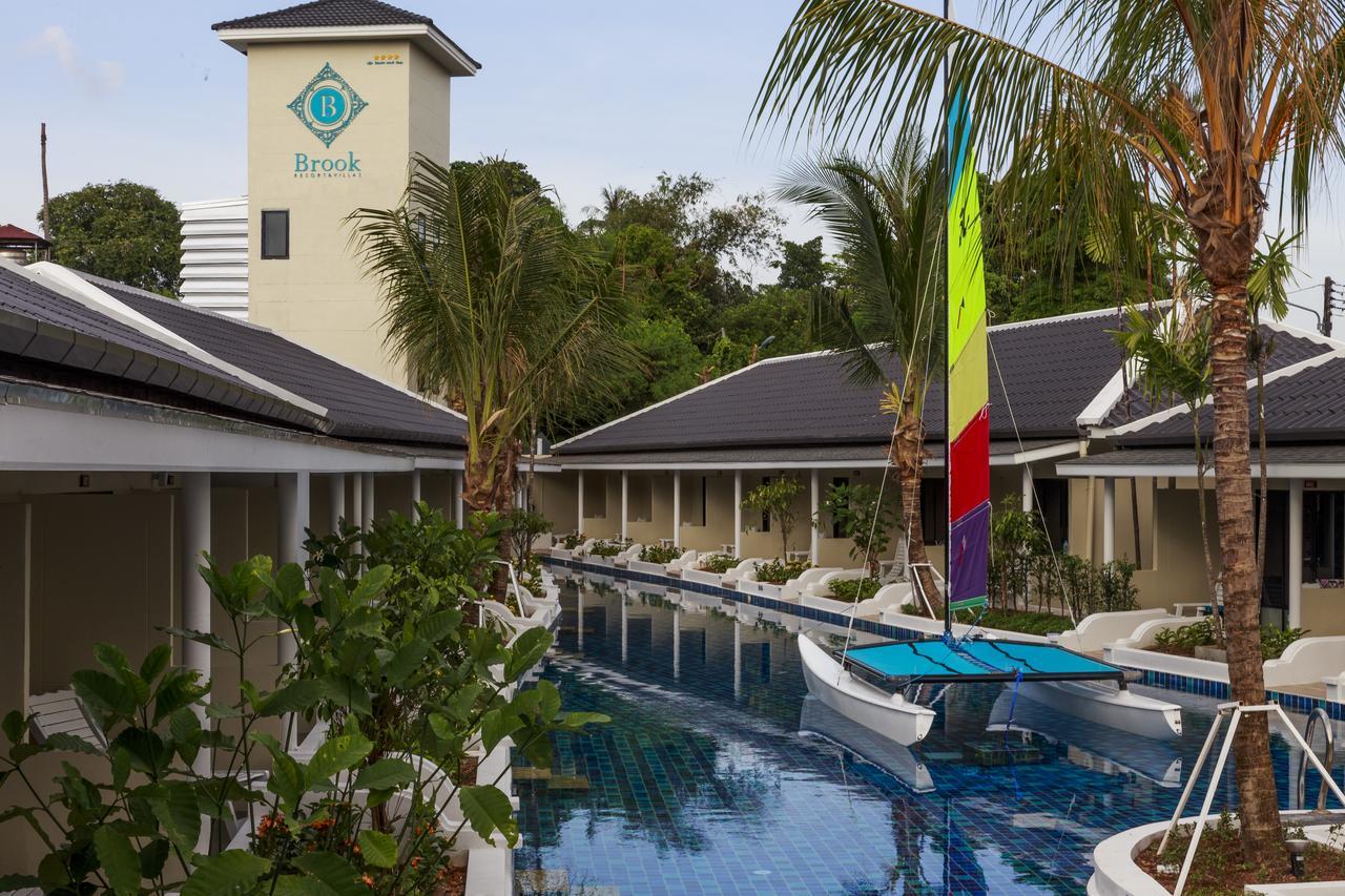 Brook Resort&Villas Chalong Esterno foto