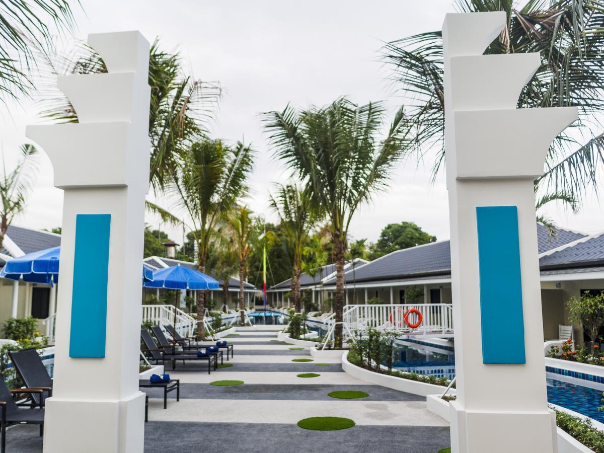 Brook Resort&Villas Chalong Esterno foto