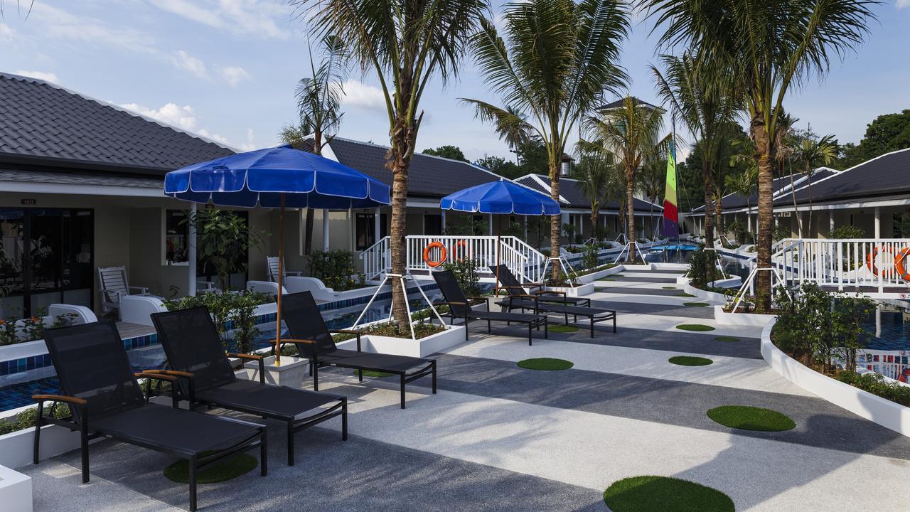 Brook Resort&Villas Chalong Esterno foto